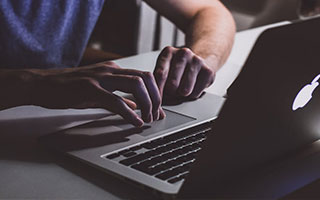 乐鱼体育网站-2026F1中国大奖赛梅奔安东内利夺冠